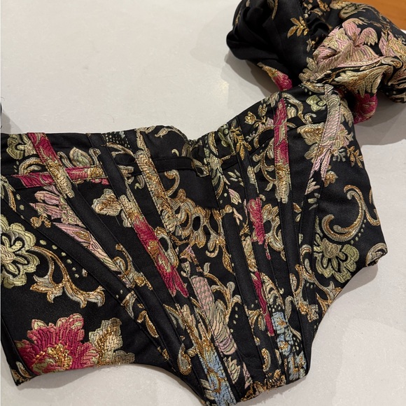 House of CB Isabella Metallic Brocade Puff Sleeve Corset Top Zip Back Sz Small - Picture 2 of 4